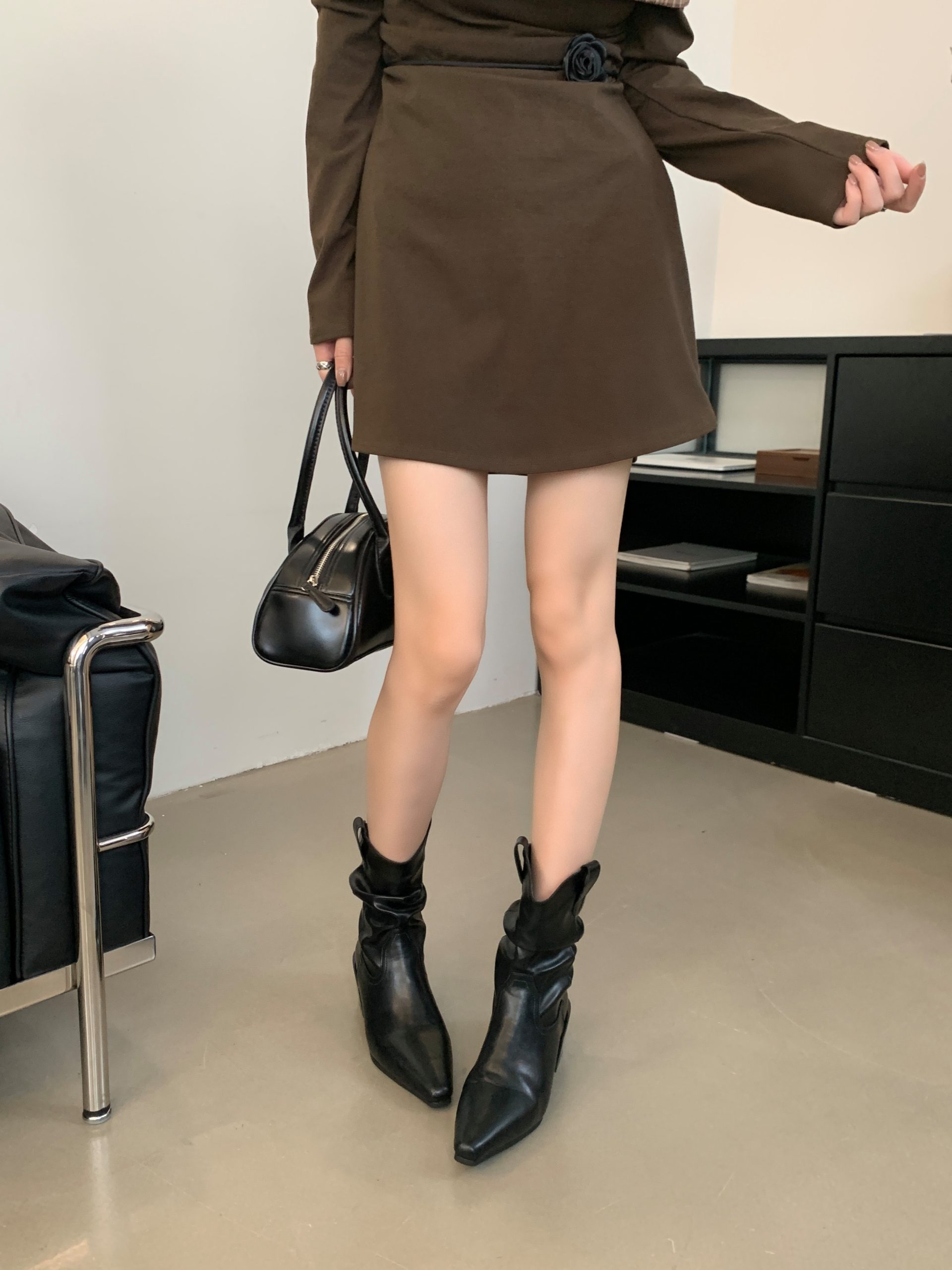 2024-new-french-style-chunky-heel-short-boots-western-martin-boots-slim-square-toe-stacked-boots-women_1