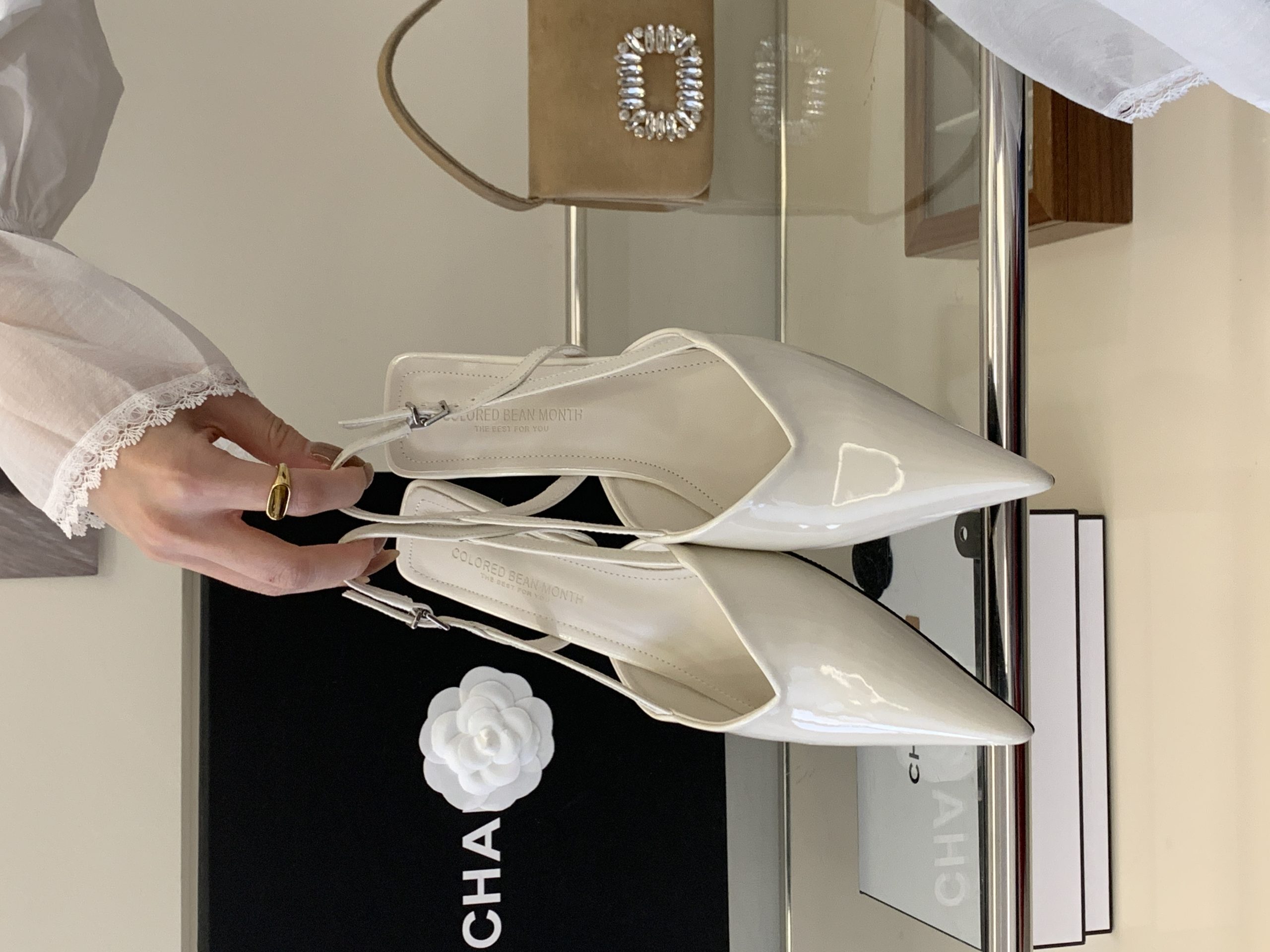 2026 New Style Closed Toe Half Slipper French Pointed Toe Fashion Thin Heel Low Heel Comfortable Commuter Shoes for Women