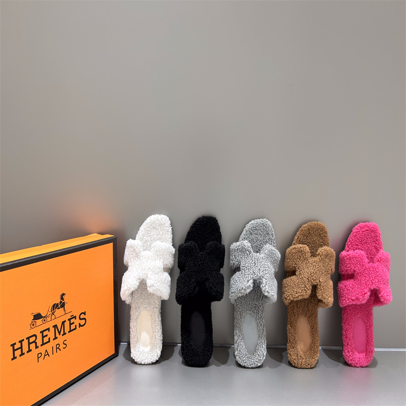 French Style Slip-On Faux Fur Slippers for Women - Flat Heel, 2024 Summer - Image 4
