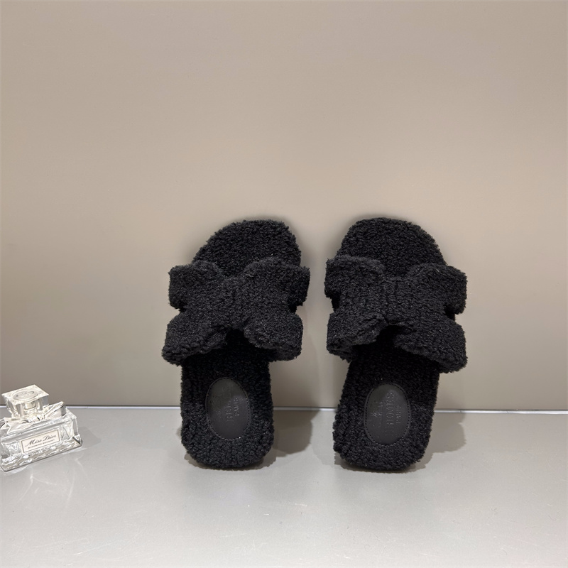 French Style Slip-On Faux Fur Slippers for Women - Flat Heel, 2024 Summer - Image 5